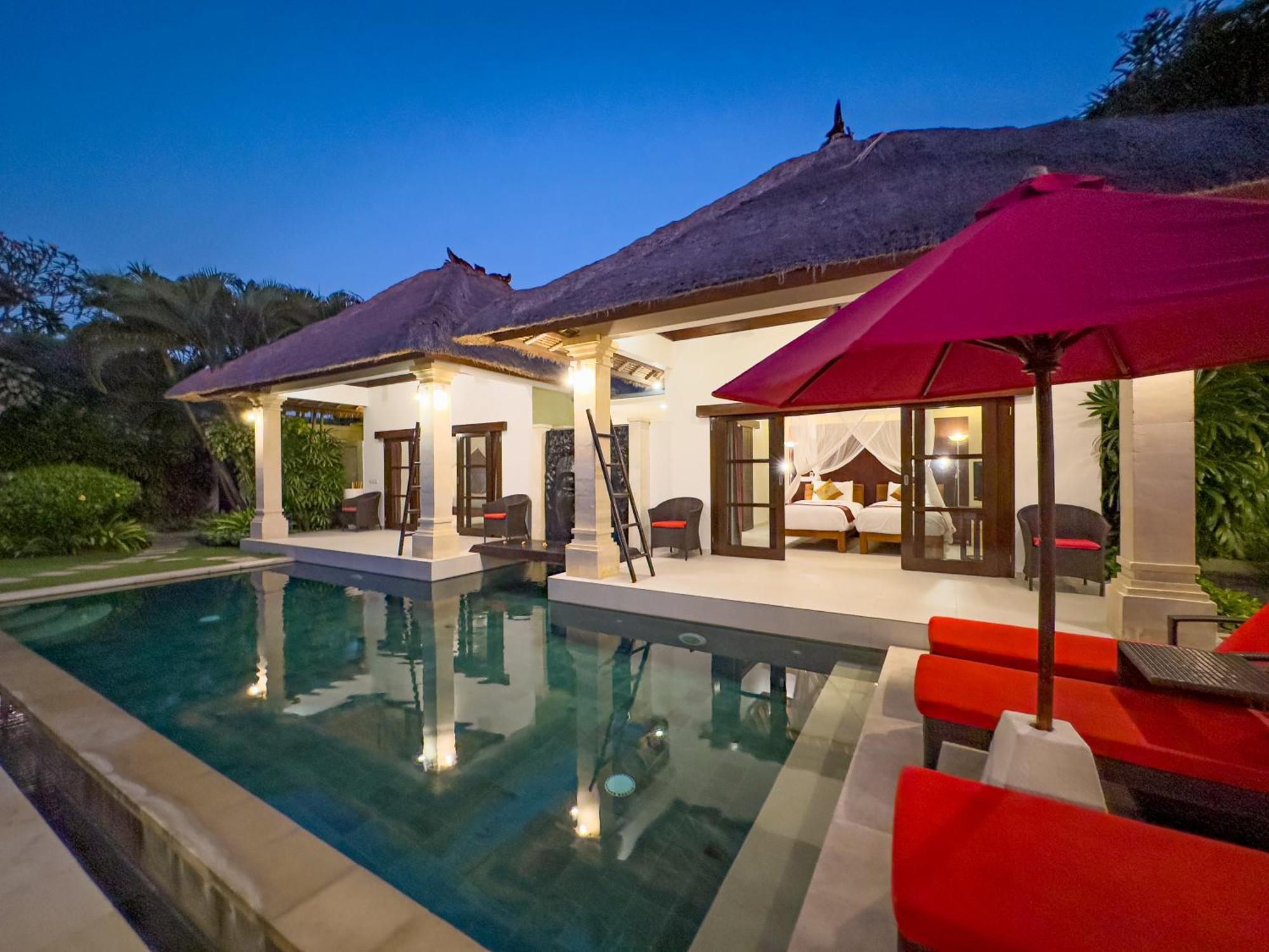 Villa Bugis Seminyak Rum bild