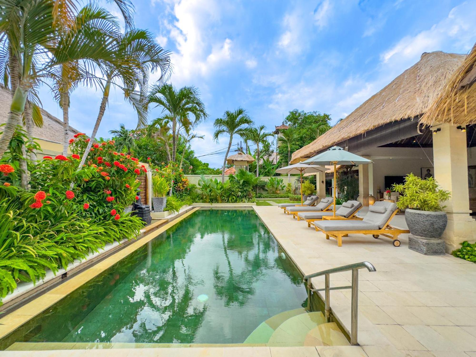 Villa Bugis Seminyak Rum bild