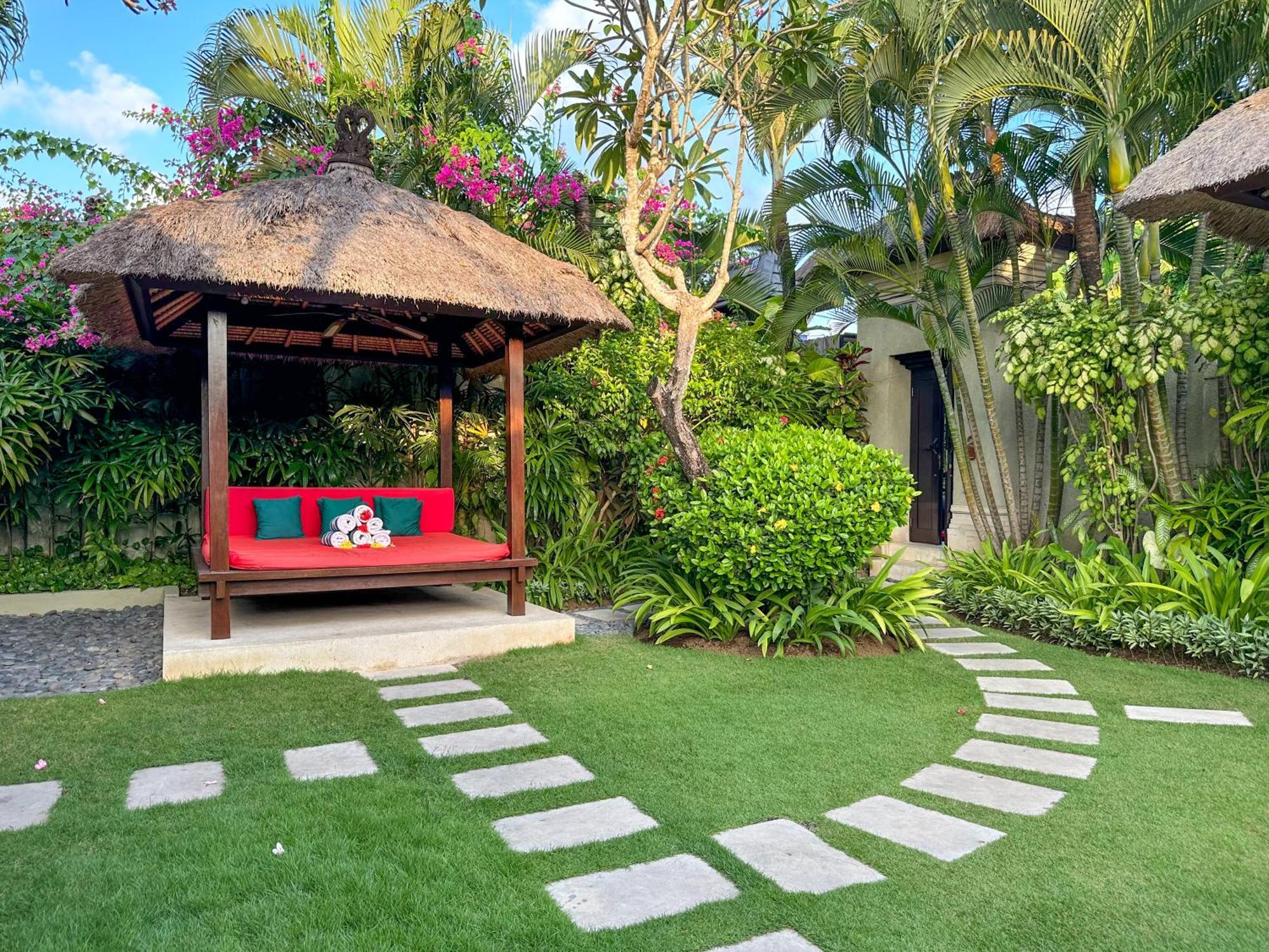Villa Bugis Seminyak Exteriör bild