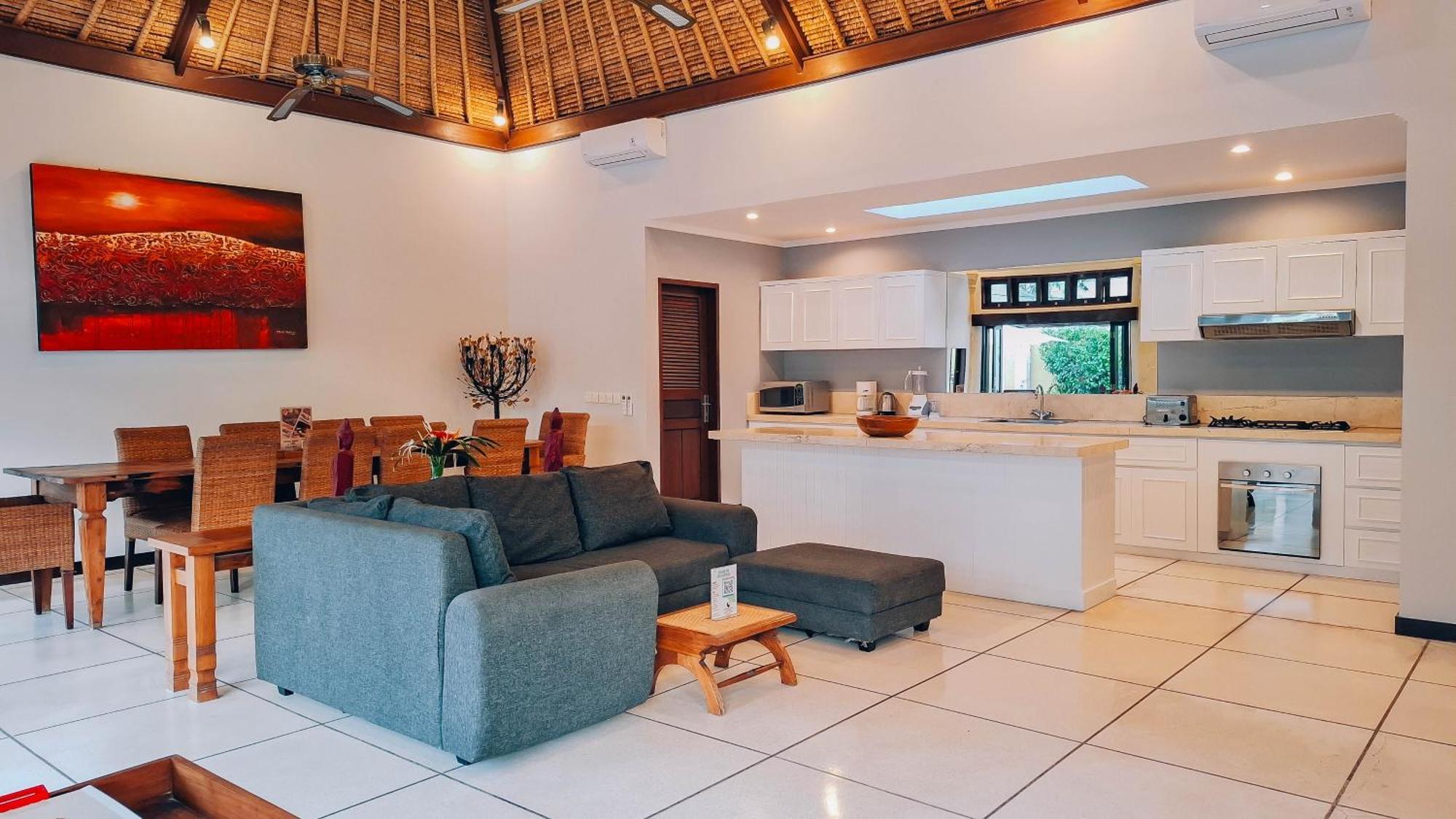 Villa Bugis Seminyak Rum bild